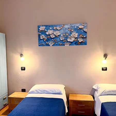 Chiara - Parcheggio Privato Veggia-Villalunga