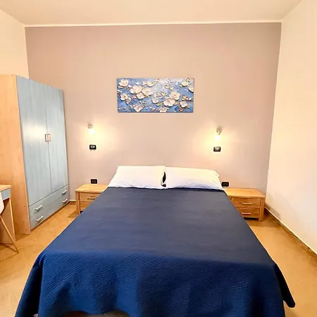 Chiara - Parcheggio Privato *