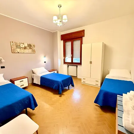 Chiara - Parcheggio Privato *