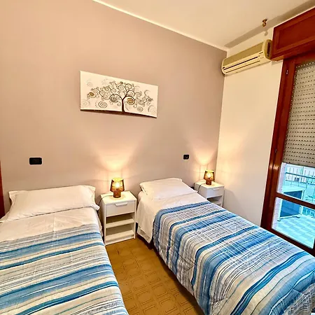Chiara - Parcheggio Privato Veggia-Villalunga